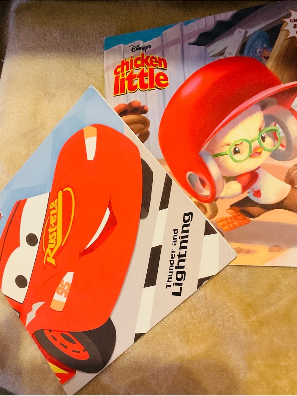 Disney Kids Red Lightning McQueen & Chicken Little Paperback Books Grade 1-3 (2)